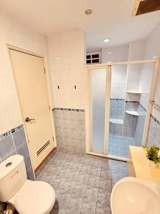 Trendy Family Getaway By Stayco - Mini-Pool, Outdoor Cinema, Air Loft, Ps4, Ktv - Just 2 Mins To Beach! 峇都丁宜