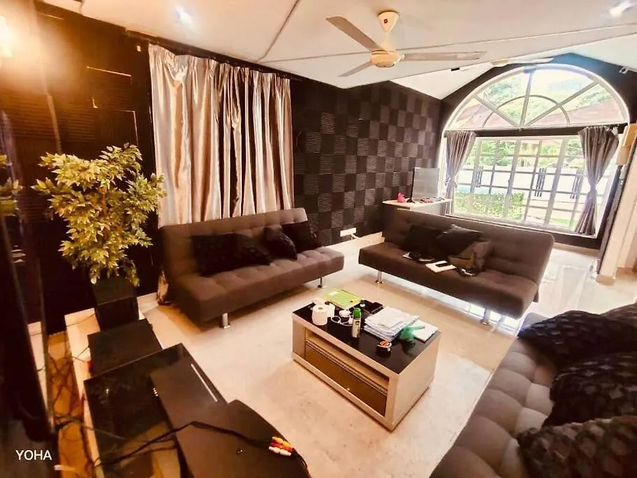 别墅 Trendy Family Getaway By Stayco - Mini-Pool, Outdoor Cinema, Air Loft, Ps4, Ktv - Just 2 Mins To Beach! 峇都丁宜