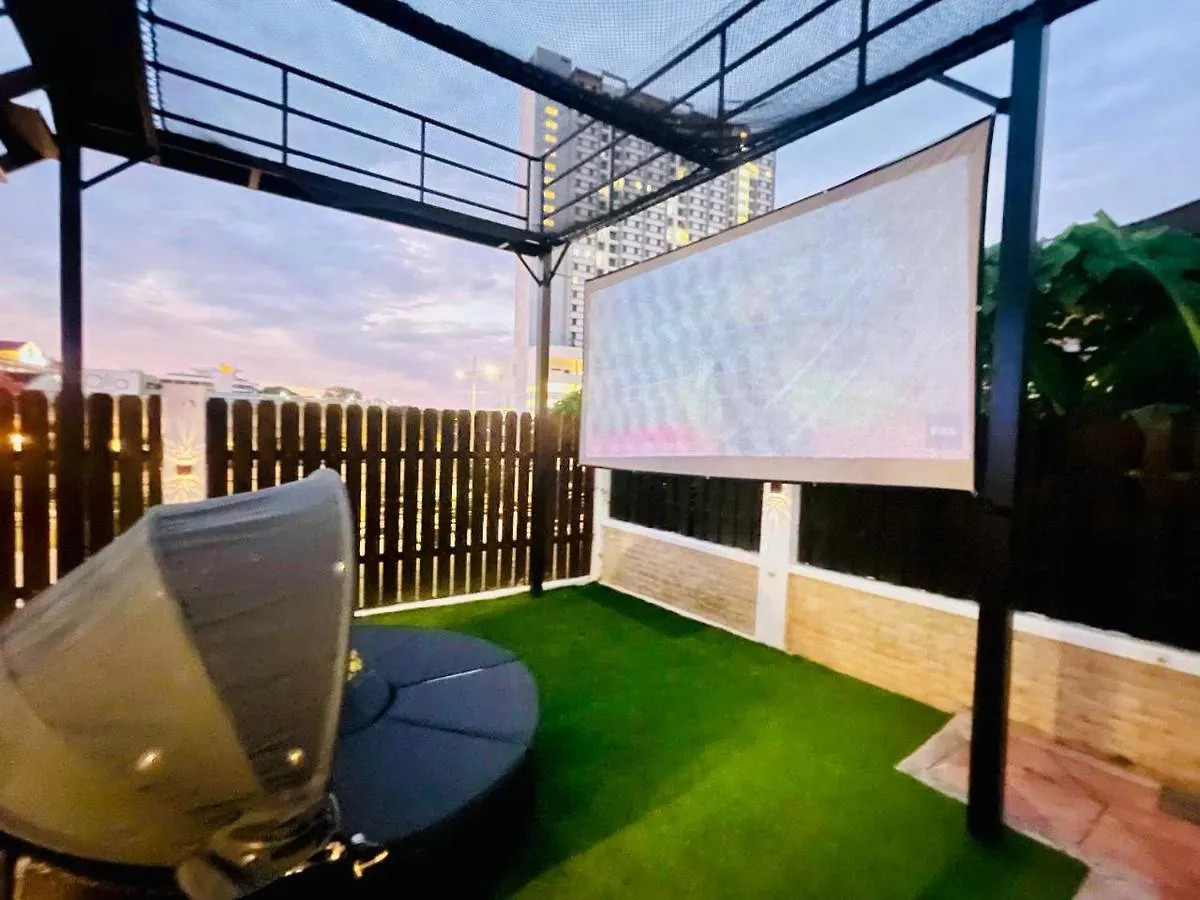 Trendy Family Getaway By Stayco - Mini-Pool, Outdoor Cinema, Air Loft, Ps4, Ktv - Just 2 Mins To Beach! 峇都丁宜 别墅