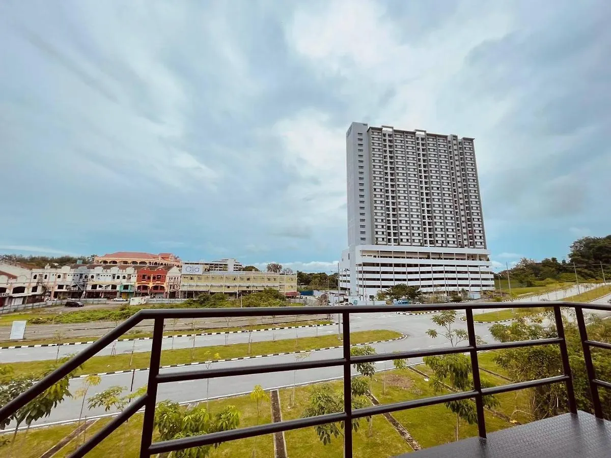 Villa Trendy Family Getaway by Stayco: Beachside Oasis with Mini-Pool & Entertainment Batu Ferringhi Malaysia